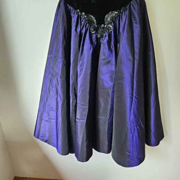 VTG 80s Party Dress 6 Black Velvet Corset Purple Skirt Dark Princes Goth - Picture 6 of 15